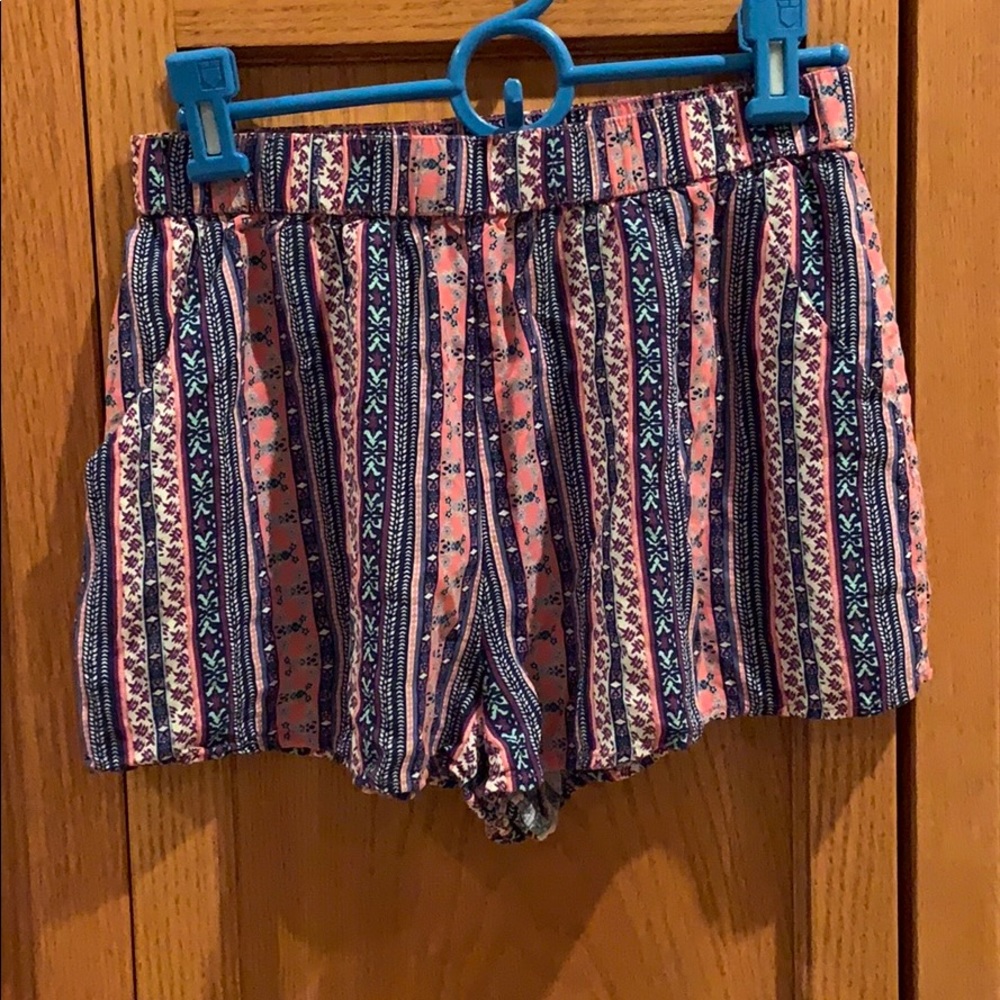 H & M shorts